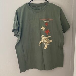 Green Turtle Graphic T-Shirt
